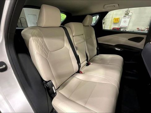 Used 2024 Lexus RX 350h w/ Accessory Package (Z1) AWD/4WD image 25