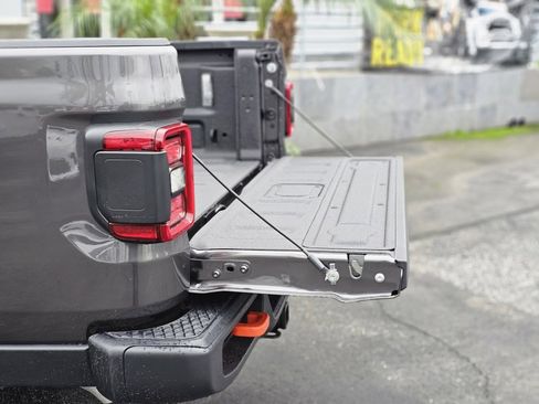 New 2026 Jeep Gladiator Mojave image 8