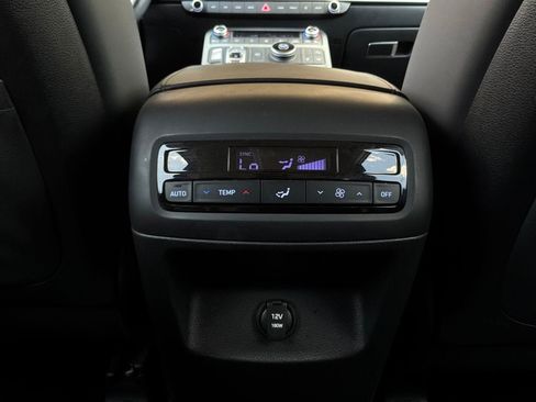 Used 2025 Hyundai Palisade SEL FWD image 14