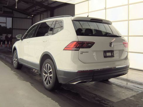 Used 2020 Volkswagen Tiguan SE FWD image 6