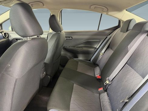 Used 2025 Nissan Versa SV FWD image 30