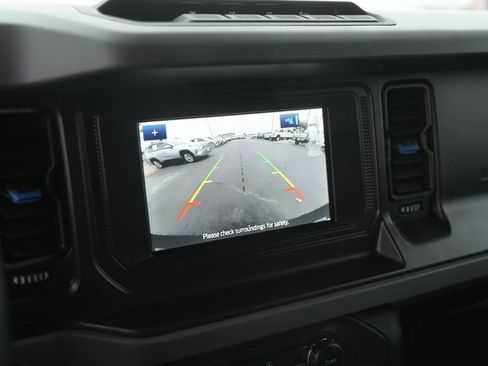 Certified 2022 Ford Bronco Black Diamond w/ Sasquatch Package image 26