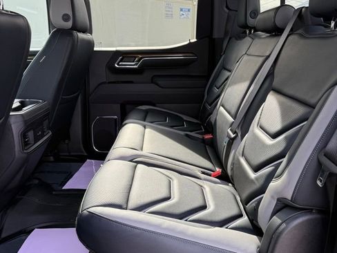 Used 2025 Chevrolet Silverado 1500 RST w/ Convenience Package II image 17