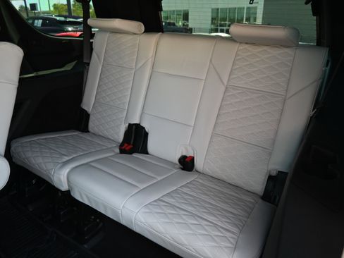 Used 2026 Cadillac Escalade Platinum Sport w/ LPO, ONYX Package image 14