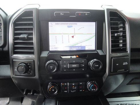 Used 2020 Ford F150 XLT w/ Equipment Group 302A Luxury AWD/4WD image 15