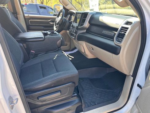 Used 2019 RAM 1500 Big Horn image 9