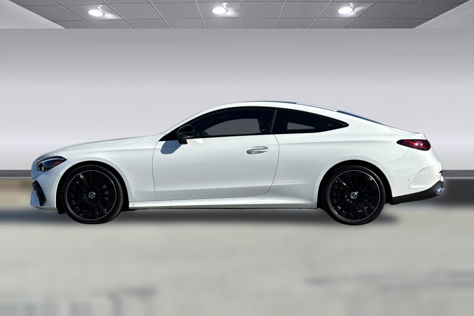 New 2026 Mercedes-Benz CLE 450 4MATIC Coupe image 2