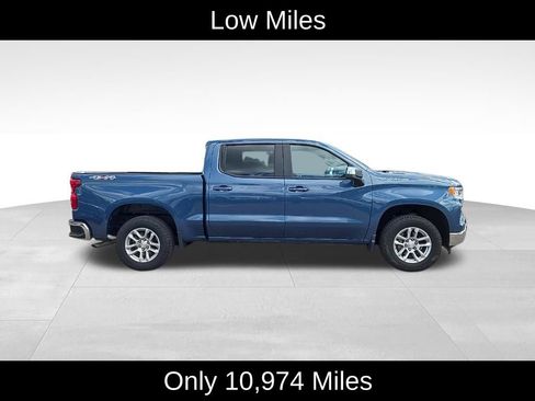 Used 2024 Chevrolet Silverado 1500 LT AWD/4WD image 2