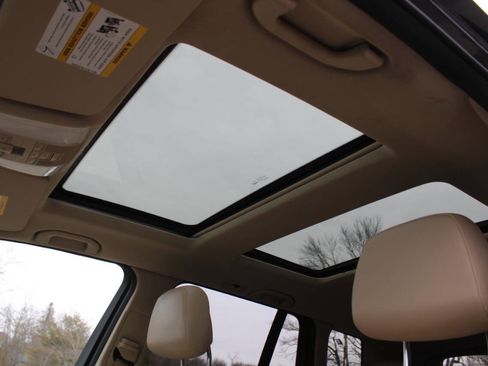 Used 2013 Mercedes-Benz GLK 350 4MATIC image 16