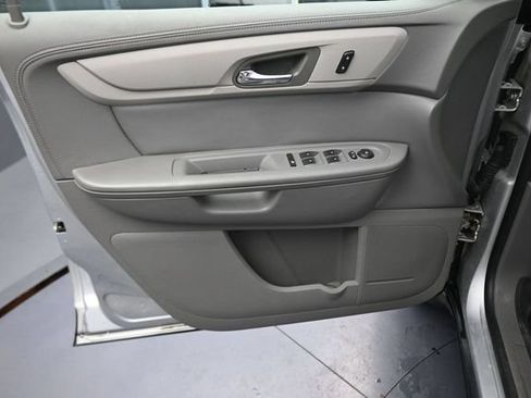Used 2017 Chevrolet Traverse LS AWD/4WD image 20