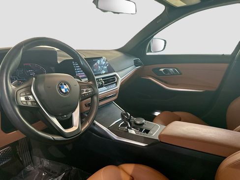 Used 2020 BMW 330i xDrive Sedan w/ Premium Package AWD/4WD image 9