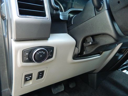 Used 2020 Ford F150 XLT w/ Equipment Group 301A Mid RWD image 19