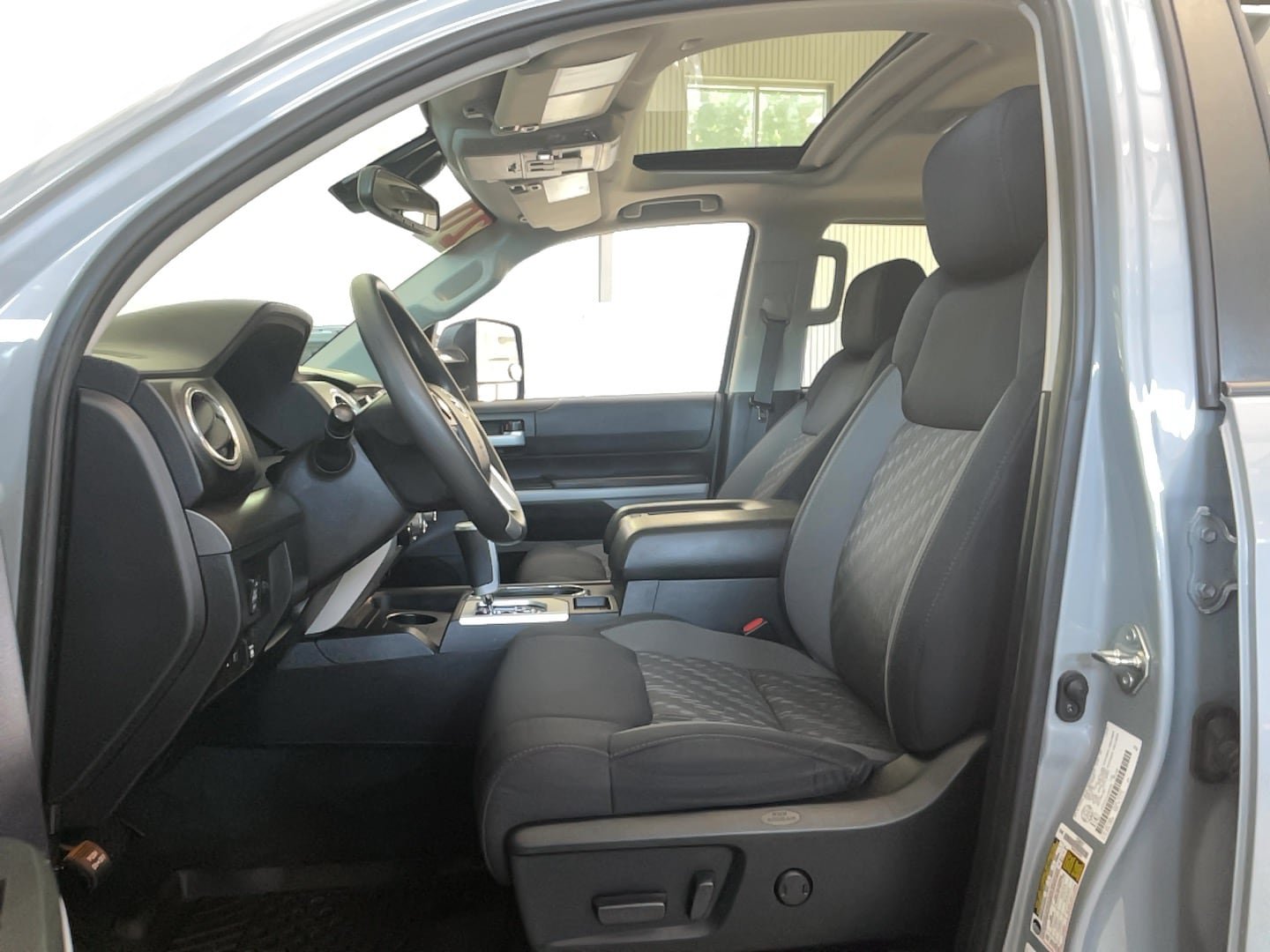 Used 2020 Toyota Tundra SR5 AWD/4WD image 14