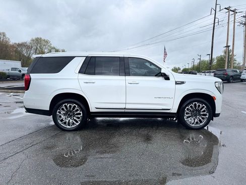 Certified 2024 GMC Yukon Denali Ultimate AWD/4WD image 8
