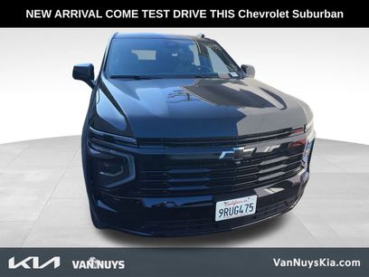 Used 2025 Chevrolet Suburban RST