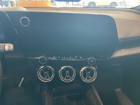 New 2025 Chevrolet Blazer EV LT image 20