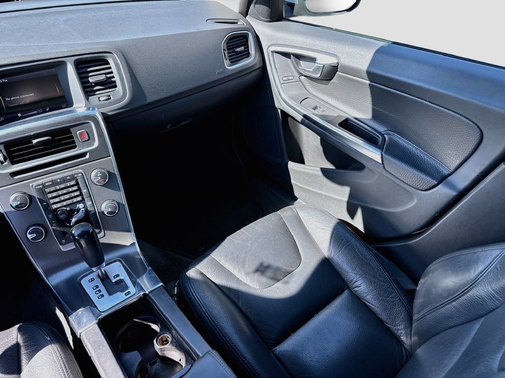 Used 2012 Volvo S60 T5 FWD image 26