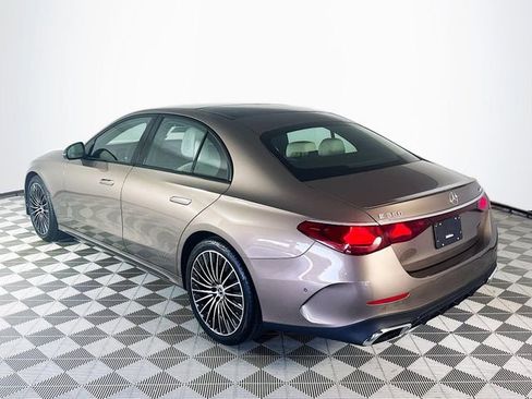 New 2026 Mercedes-Benz E 350 4MATIC Sedan image 5