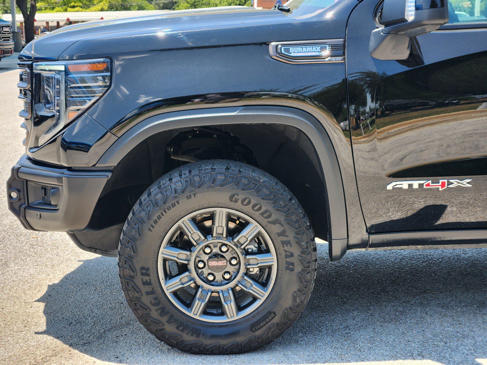 Used 2024 GMC Sierra 1500 AT4X AWD/4WD image 27