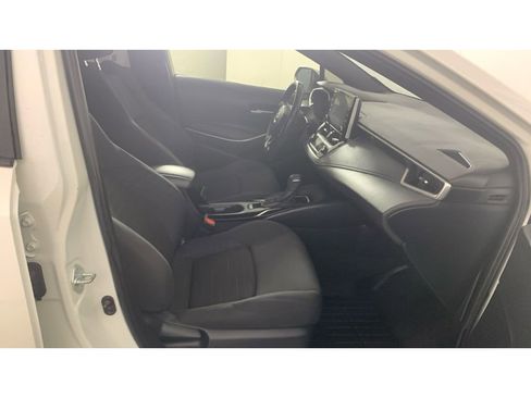 Used 2020 Toyota Corolla SE image 41