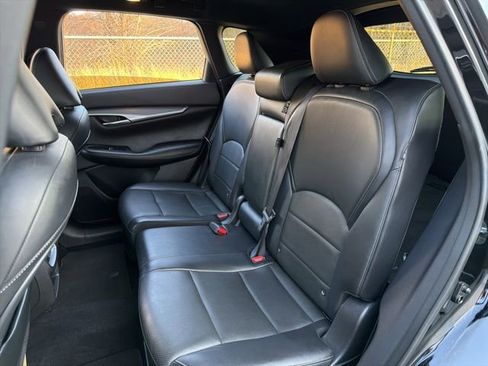 Used 2022 INFINITI QX50 Luxe w/ Appearance Package image 21