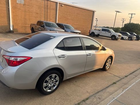 Used 2016 Toyota Corolla S FWD image 4