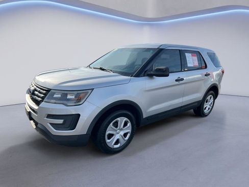 Used 2017 Ford Explorer 4WD Police Interceptor image 3