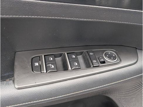 Used 2023 Kia Forte GT-Line w/ GT-Line Technology Package image 16