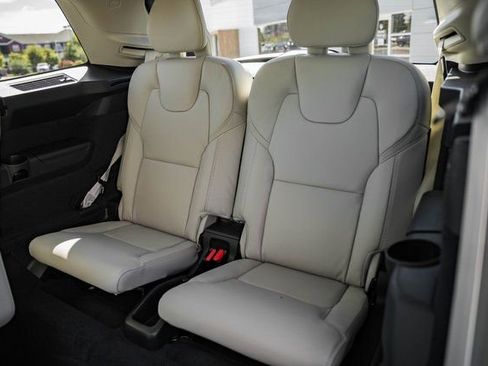 New 2026 Volvo XC90 B6 Ultra w/ Lounge Package image 33