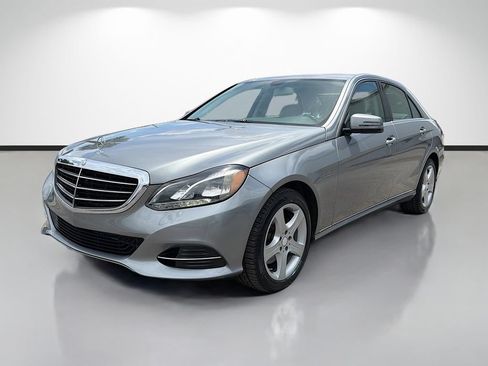 Used 2014 Mercedes-Benz E 350 4MATIC Sedan w/ Premium 1 Package image 7