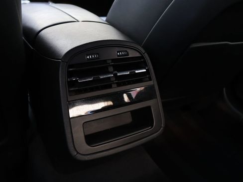 Used 2017 Maserati Quattroporte S image 33