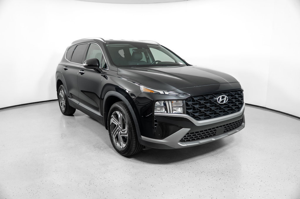 Used 2023 Hyundai Santa Fe SEL FWD image 2