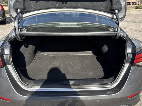 Used 2022 Nissan Sentra SV image 13