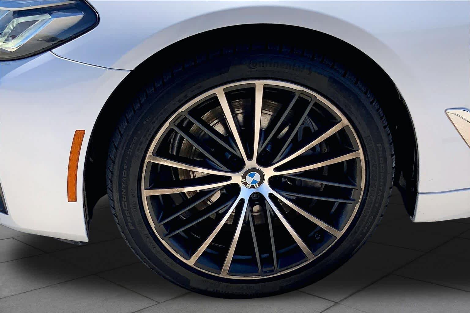 Used 2022 BMW 540i w/ Premium Package RWD image 11