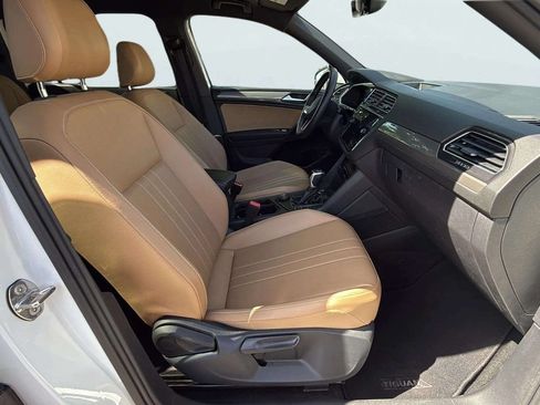 Used 2022 Volkswagen Tiguan SE AWD/4WD image 20