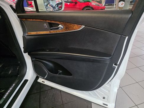 Used 2018 Lincoln MKX Select w/ Select Plus Package image 35