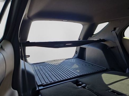 Used 2024 Chevrolet Equinox Premier AWD/4WD image 16