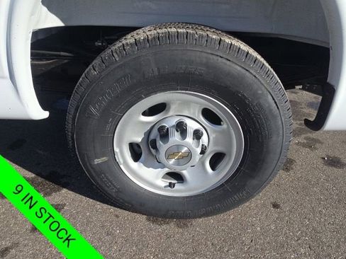 New 2025 Chevrolet Express 2500 w/ Driver Convenience Package RWD image 32