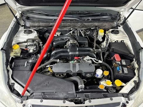 Used 2013 Subaru Outback 2.5i Limited w/ Moonroof Pkg AWD/4WD image 34