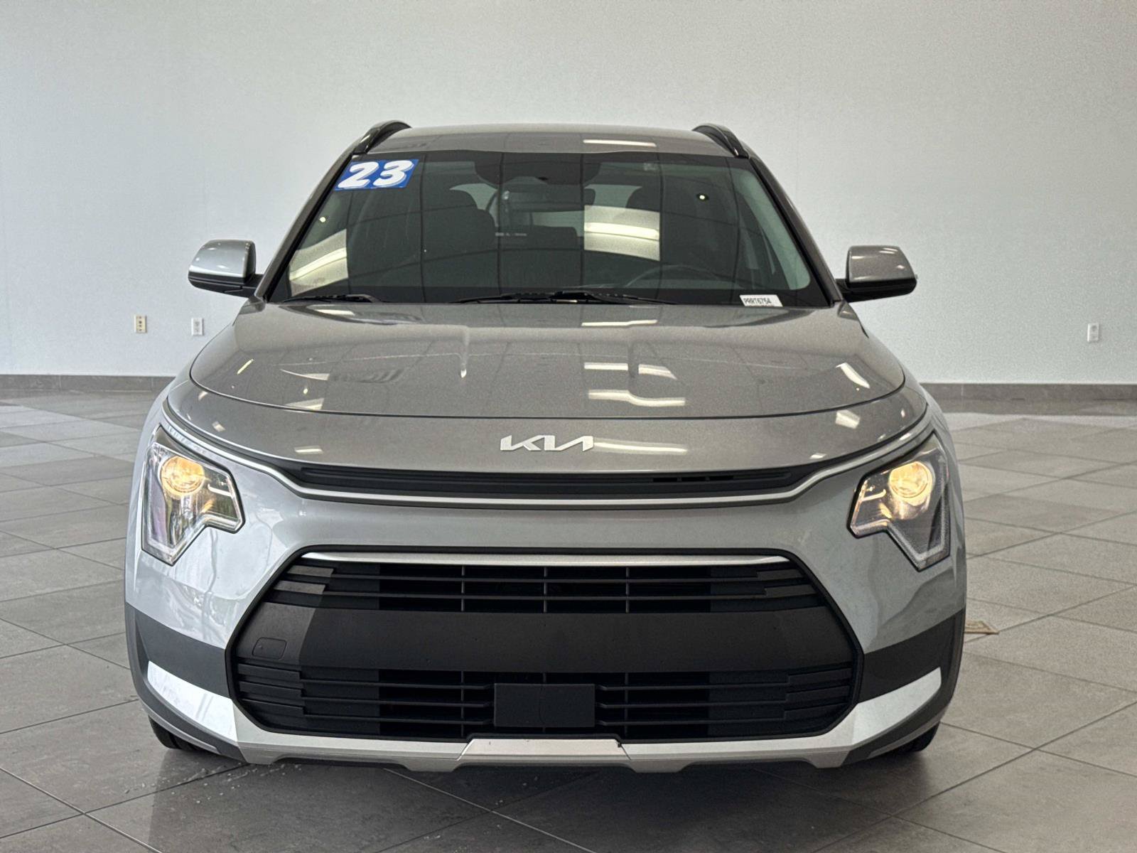 Used 2023 Kia Niro EX FWD image 29