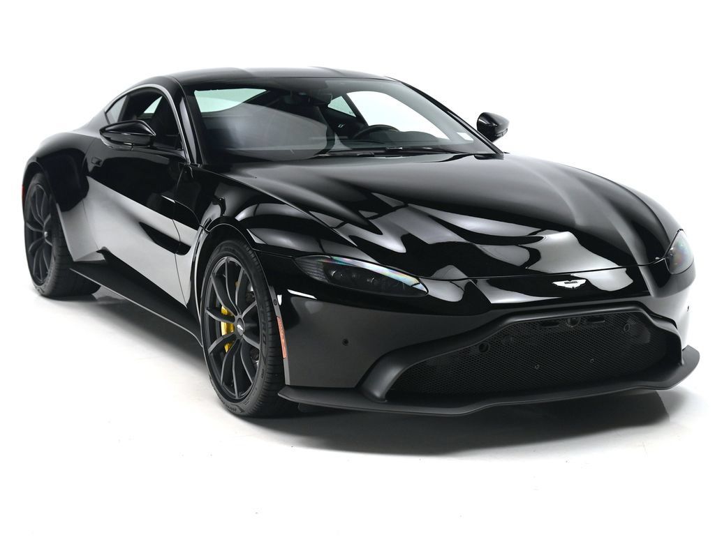 Used 2022 Aston Martin V8 Vantage Coupe RWD image 3