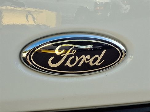 Used 2023 Ford Transit 250 Low Roof w/ Exterior Upgrade Package image 30