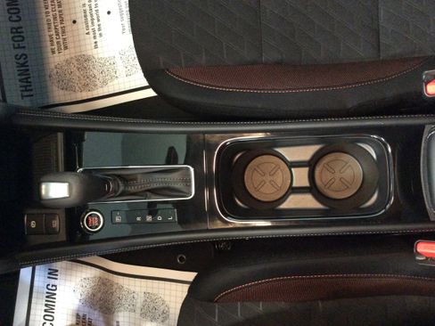 Used 2024 Nissan Kicks SR image 23