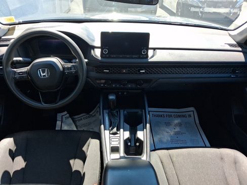 Used 2023 Honda Accord EX image 12