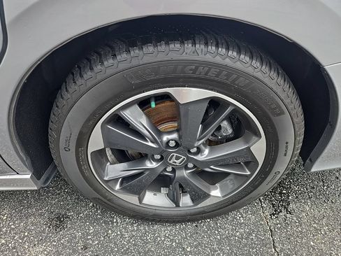 Used 2022 Honda Odyssey Elite image 16