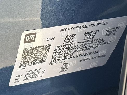New 2026 Chevrolet Suburban High Country RWD image 31