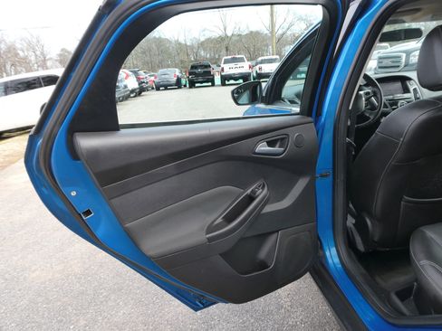 Used 2014 Ford Focus Titanium image 31