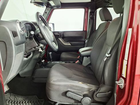 Used 2013 Jeep Wrangler Unlimited Sport AWD/4WD image 17