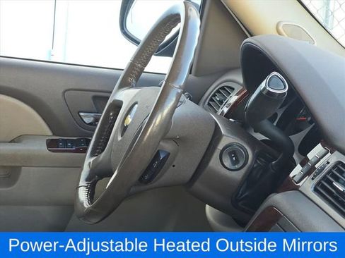 Used 2010 Chevrolet Avalanche LTZ image 25