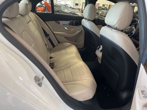 Used 2019 Mercedes-Benz C 300 4MATIC Sedan image 33
